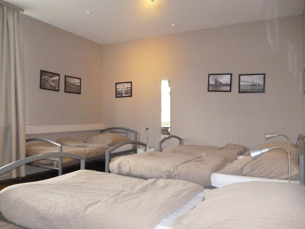 Bergedorf Haus 9 Hotel Hamburg Room photo